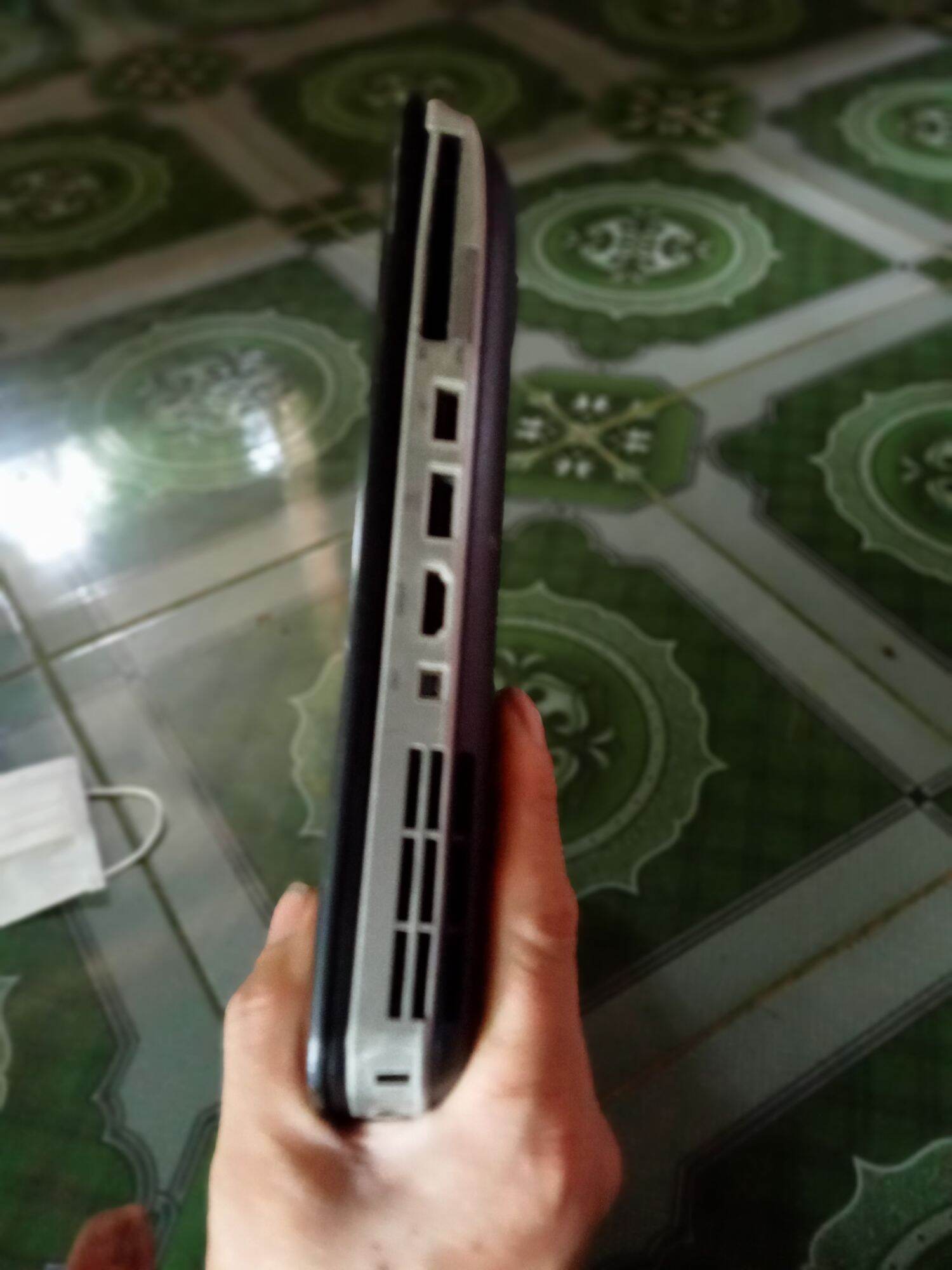 Laptop Dell latitude E 5420 bị đơ