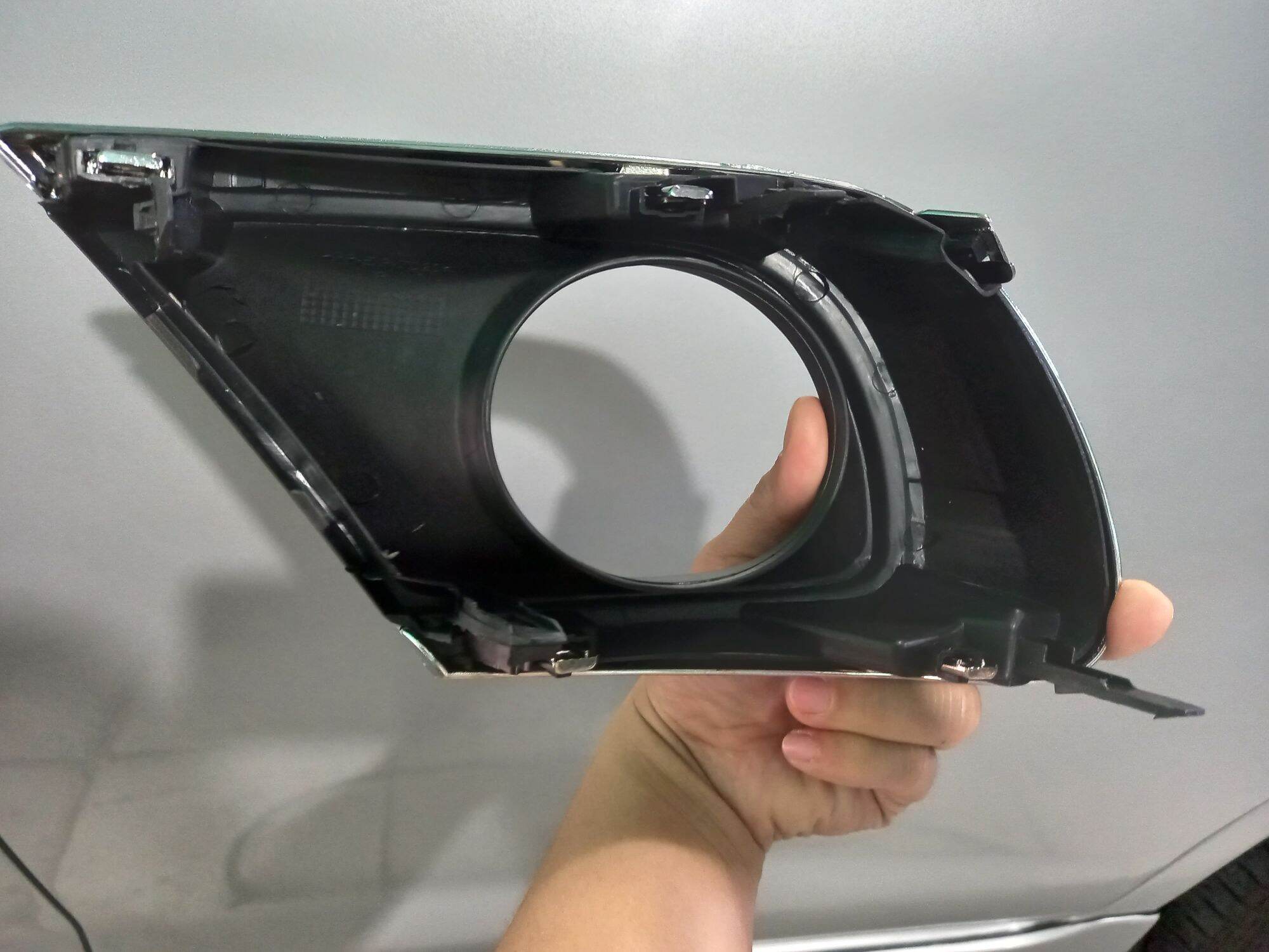 [HCM]ốp đèn cản innova 2014-2015 bên phụ (gía 1 cái)