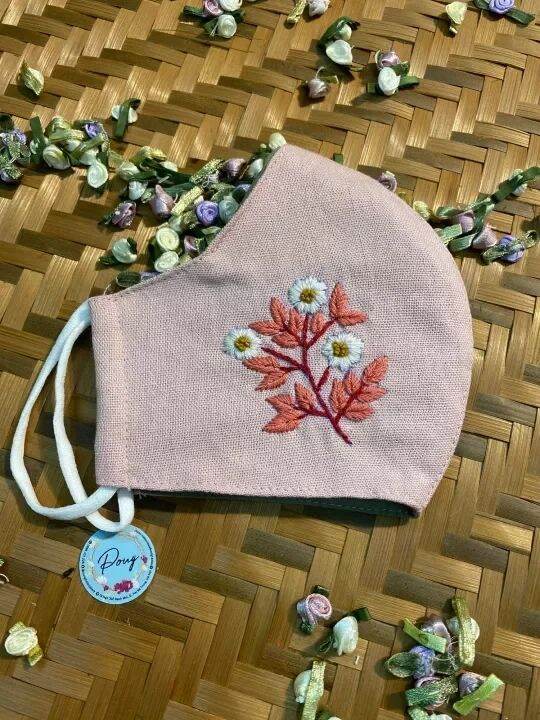 Khẩu trang thêu tay vải linen (handmade by Pong)