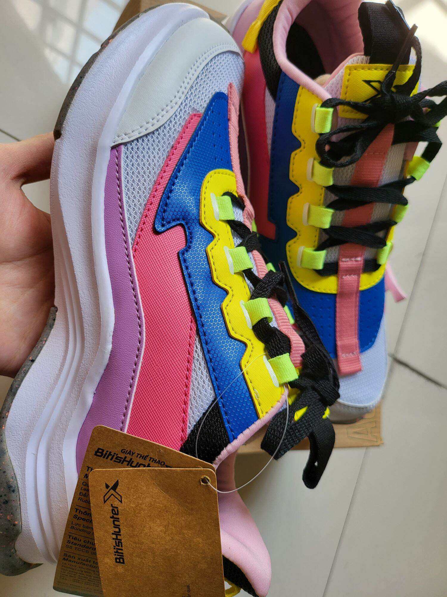 GIÀY SNEAKER NỮ  SIZE 39