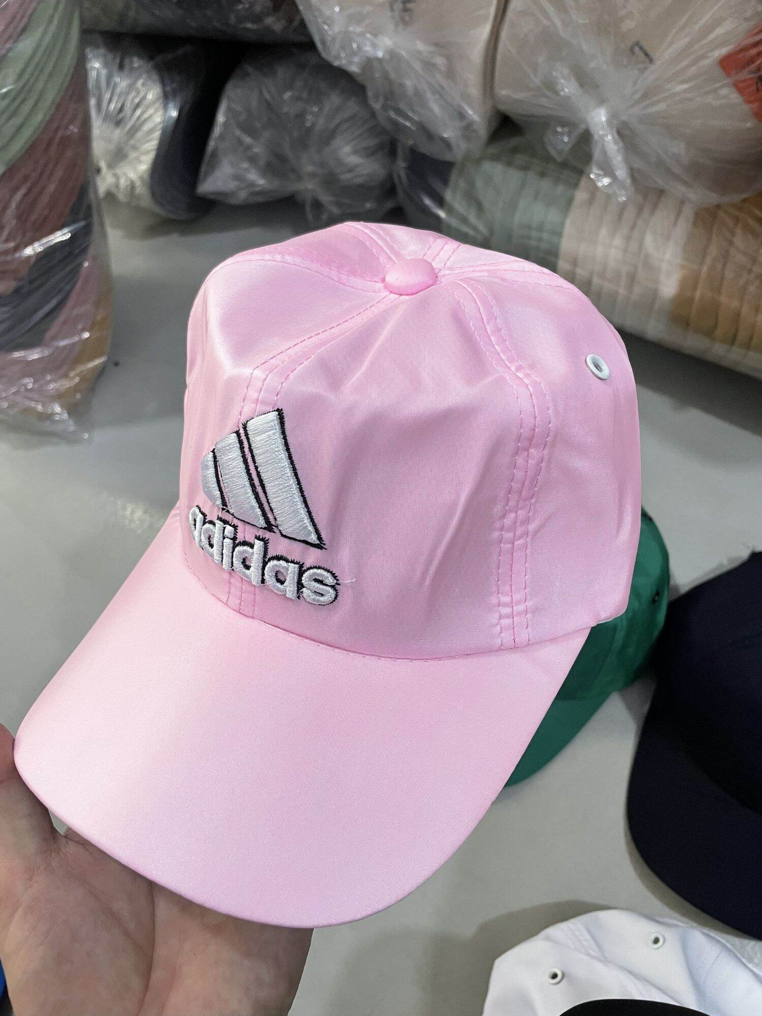 Nón/Mũ lưỡi trai chất liệu Dù thêu Adidas