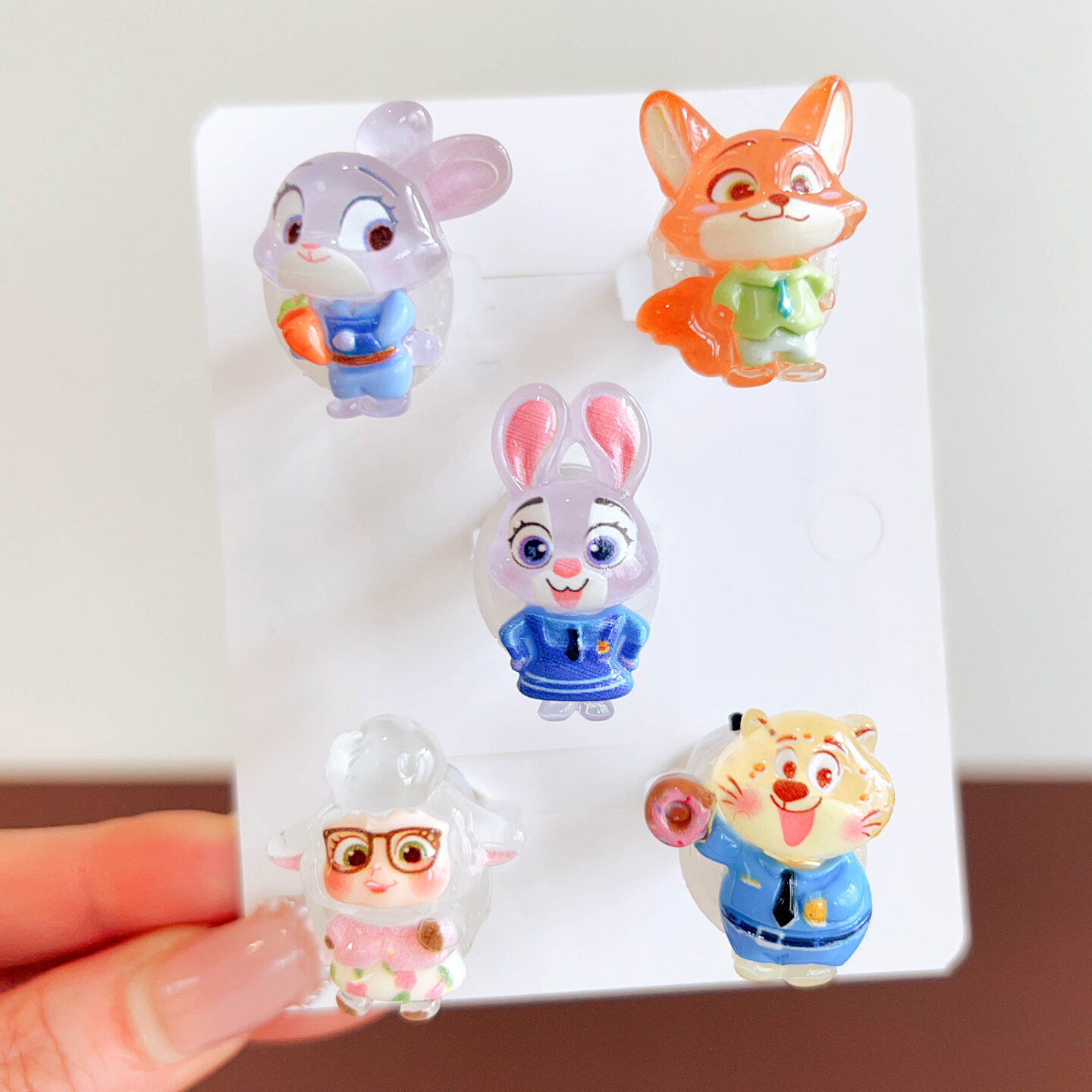 Bộ Nhẫn Dán Hình Cartoon Cho Bé Gái