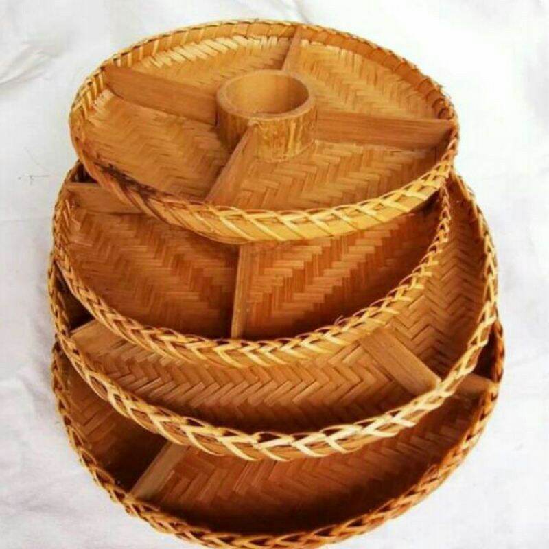 Mẹt tre chia ngăn đựng mứt, hoa quả, đồ ăn