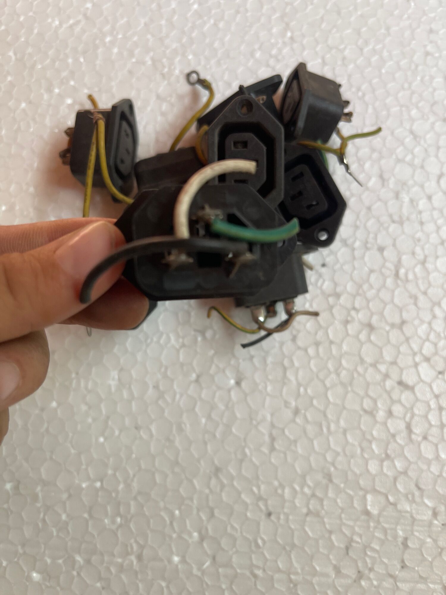 10 Đầu cắm ổ nguồn chụp