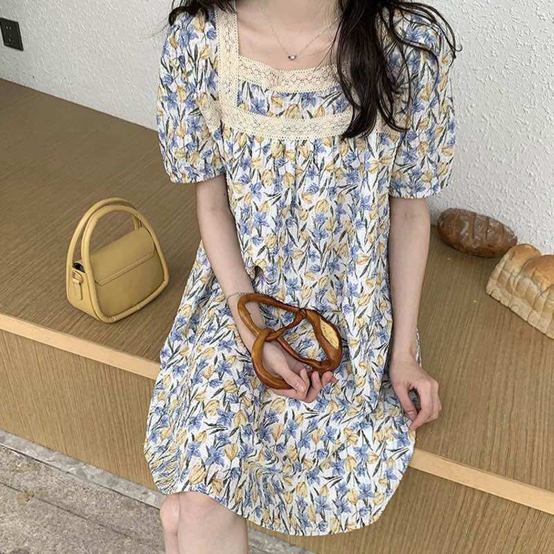 Đầm Lụa Hoạ Tiết Dáng Suông Phối Ren Cực Xinh