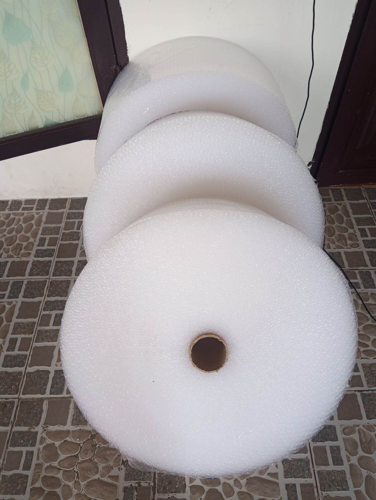 Xốp hơi gói hàng 20cm*100m