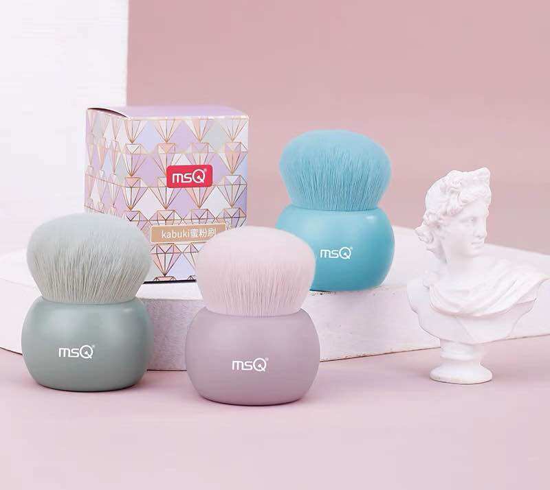 Cọ phủ phấn kabuki msQ nhỏ gọn tiện lợi, lông cọ mềm mại