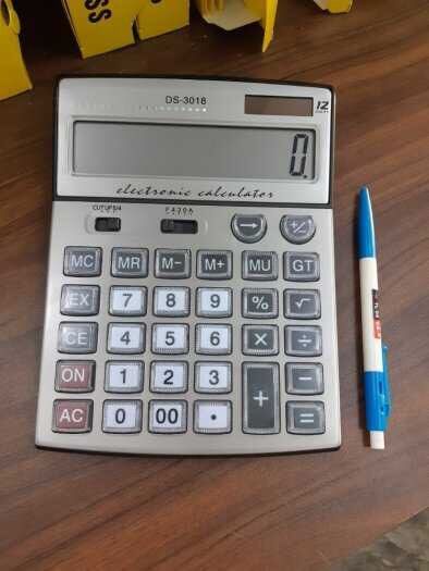 Máy tính cầm tay khổ lớn ds 3018
