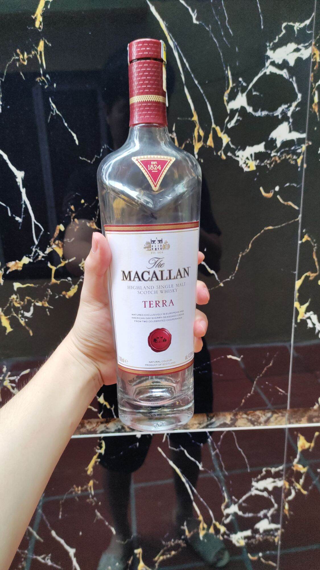 Vỏ chai Macallan Terra cả hộp siêu rẻ