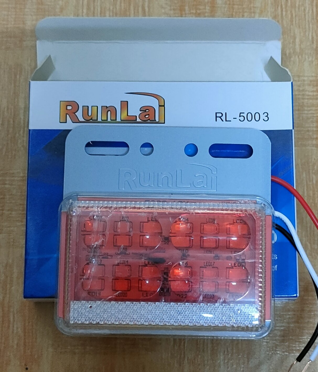 Đèn sườn RunLai 5003 ( 5007 ), giá 1 hộp 2 cái