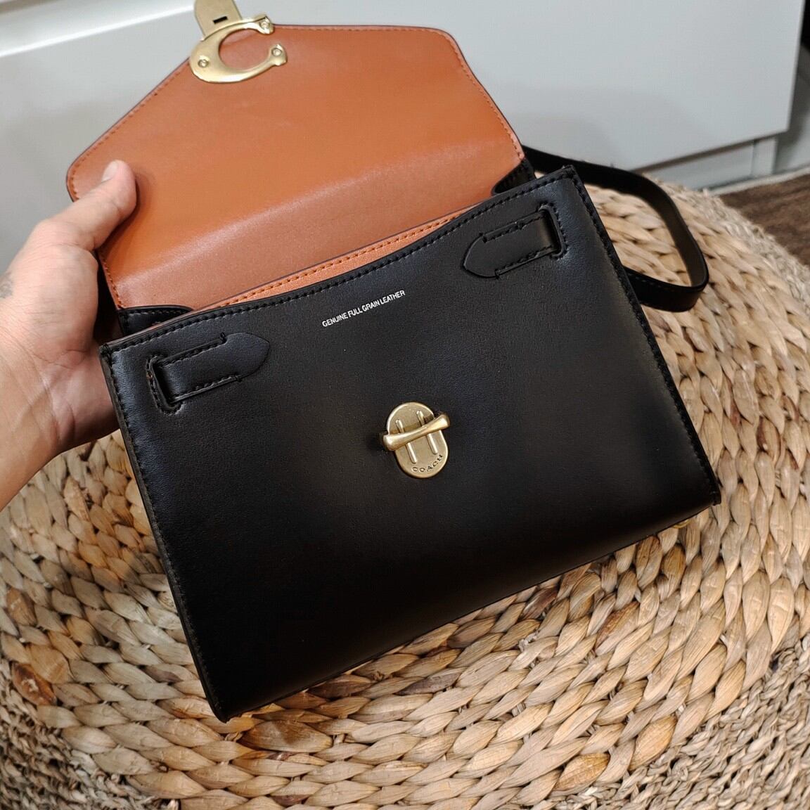 TÚI C.OACH - Sammy Top Handle rất sang" xịn" mịn