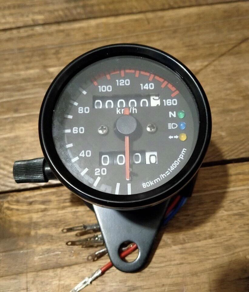 Đồng hô báo tốc độ xe máy, đồng hồ caferace win,67,cub, Caferace motors shop,0984971183 tracker, Bobber, Chopper, Street Cub, Scramler, Brat..