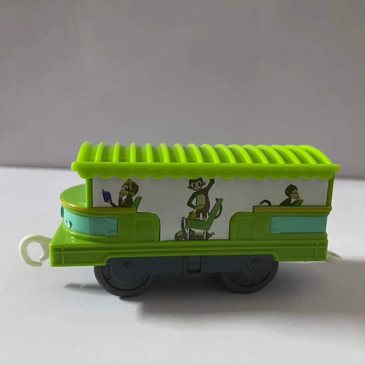 Takara Tomy | Tàu Đồ Chơi Thomas Điện Tử