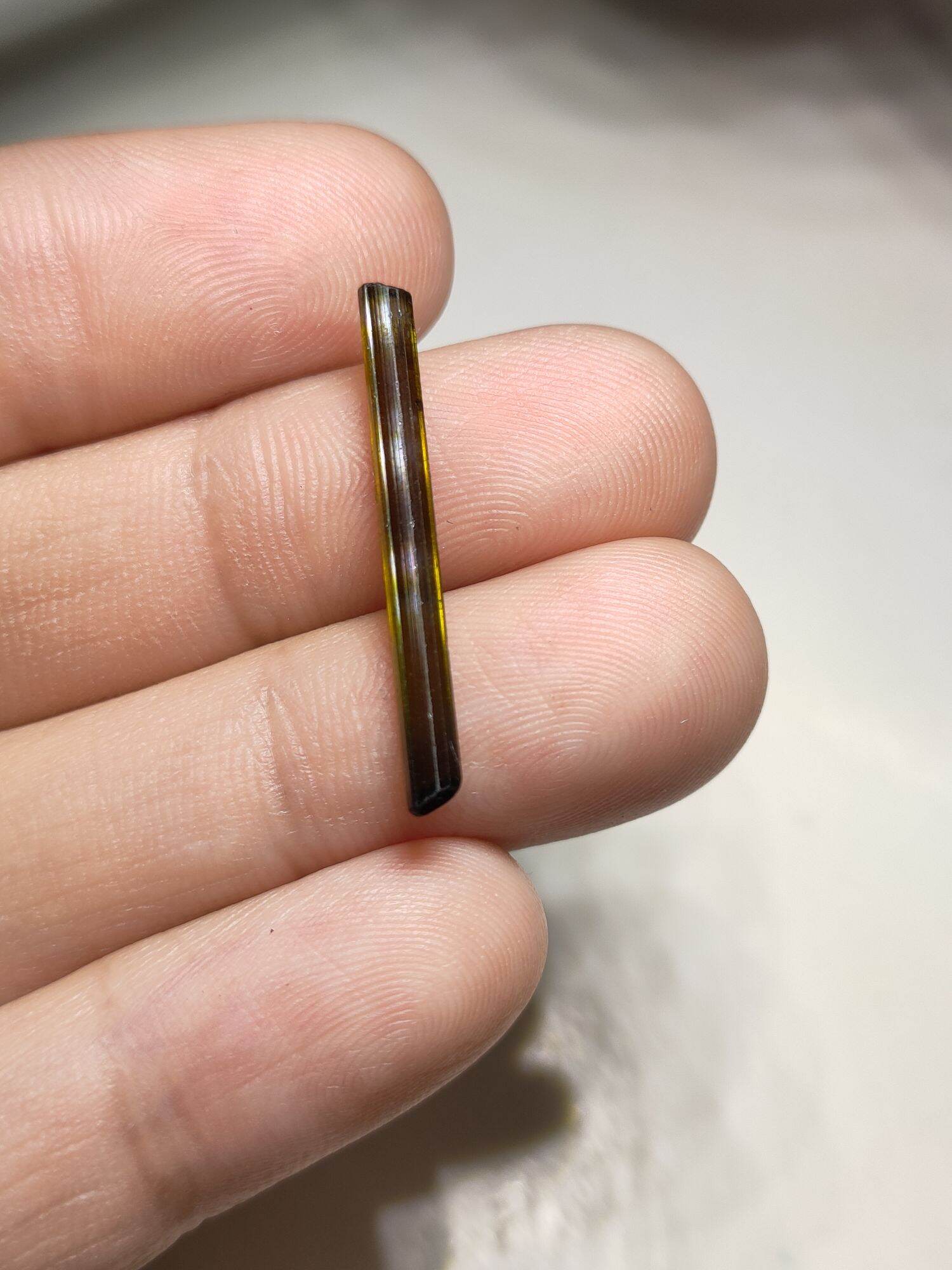 160 (k) ĐÁ TURMALINE TINH THỂ (THIÊN NHIÊN)