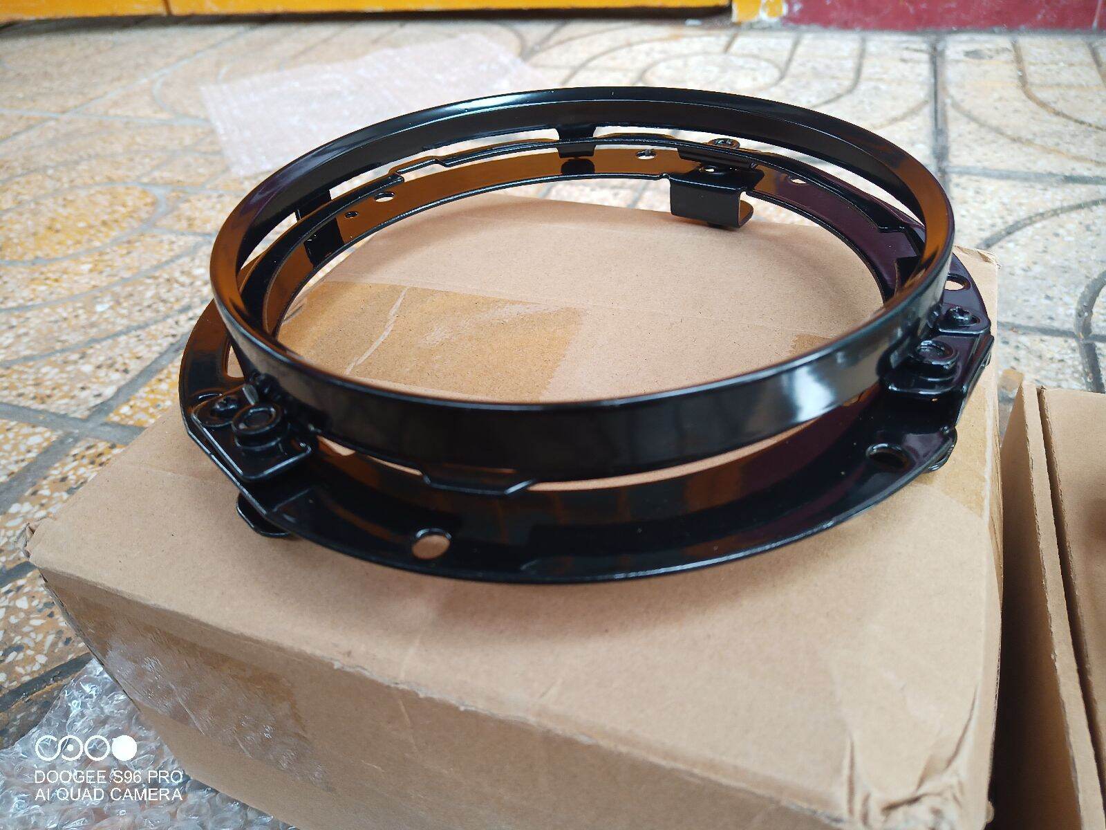 Giá giữ đèn pha tròn 7 inch
Mitsubishi pajero Jeep