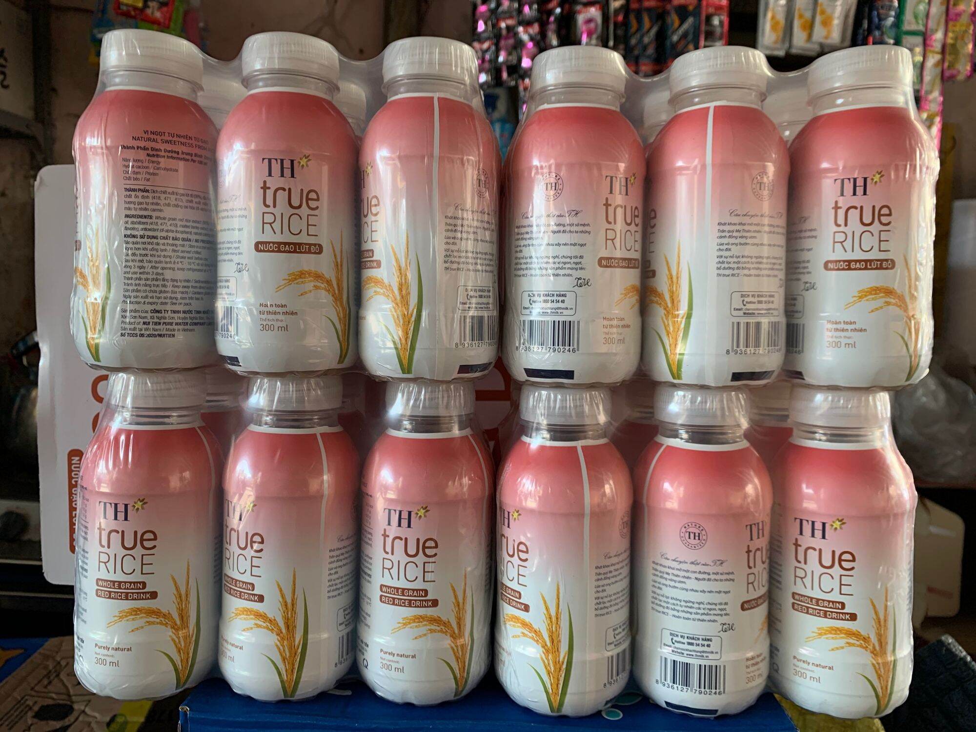 [HCM]Nước Gạo Lứt Đỏ TH true RICE (06 chai 300 ml)