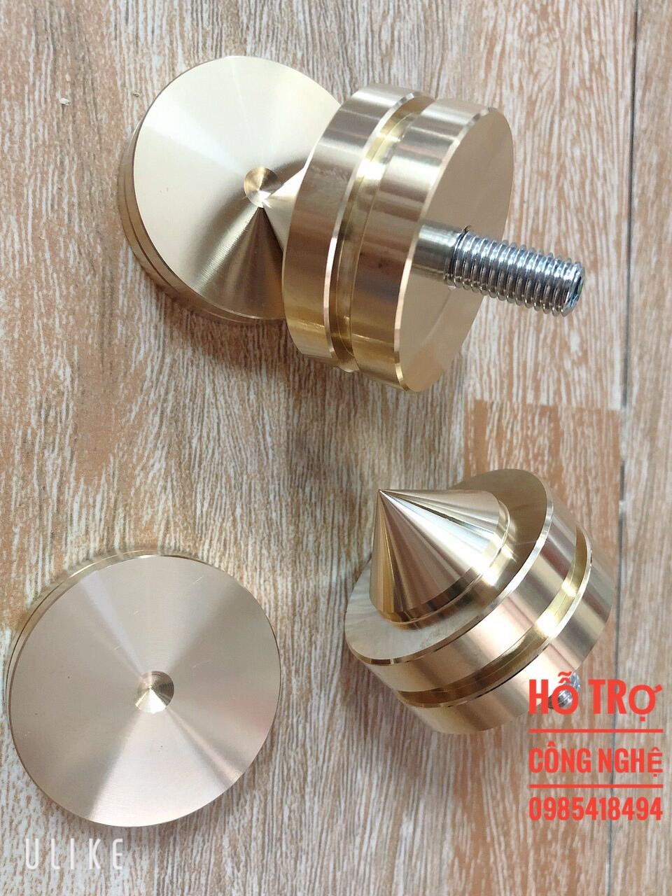 Chân đinh. Chân chống rung loa ,kệ bằng đồng cao cấp 40mm- giá 1 chân 1 chén. 