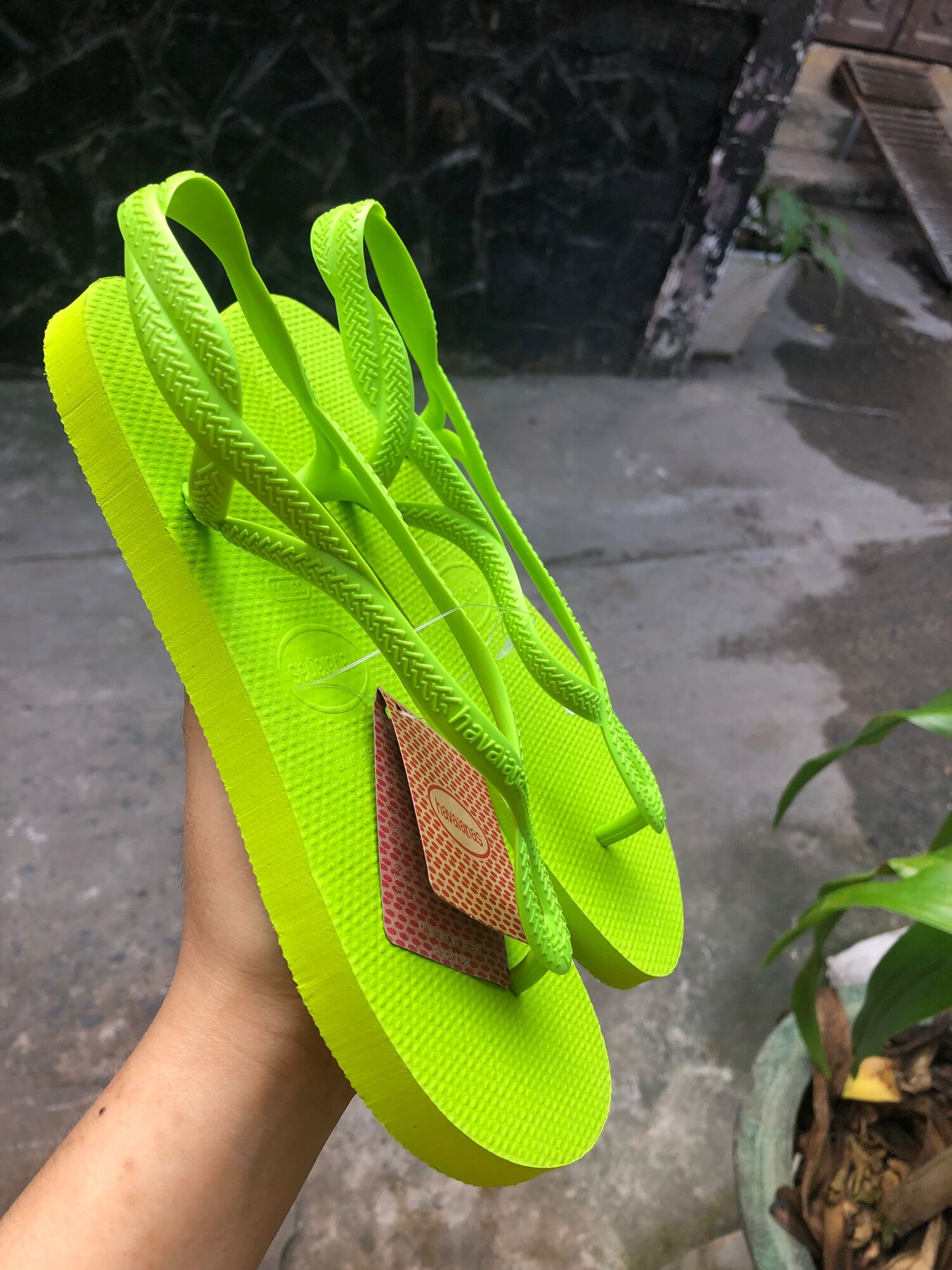 Sandal đi biển cực hot
