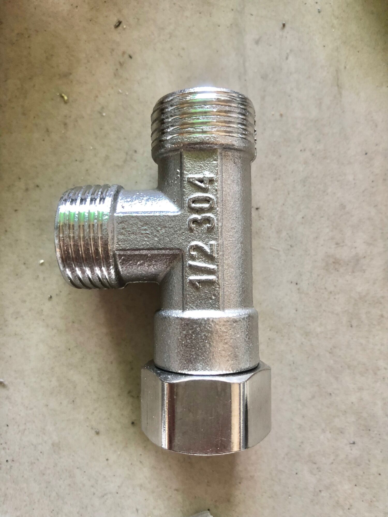 Tê cầu -Tê chia nước inox ren phi 21