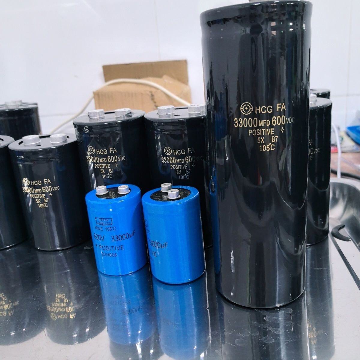 Máy Phát Điện Black King 600V 33000uf 22000uf 10000uf Kèm Dây Nối Và Vít Phụ Kiện Điện Tử Không Có T