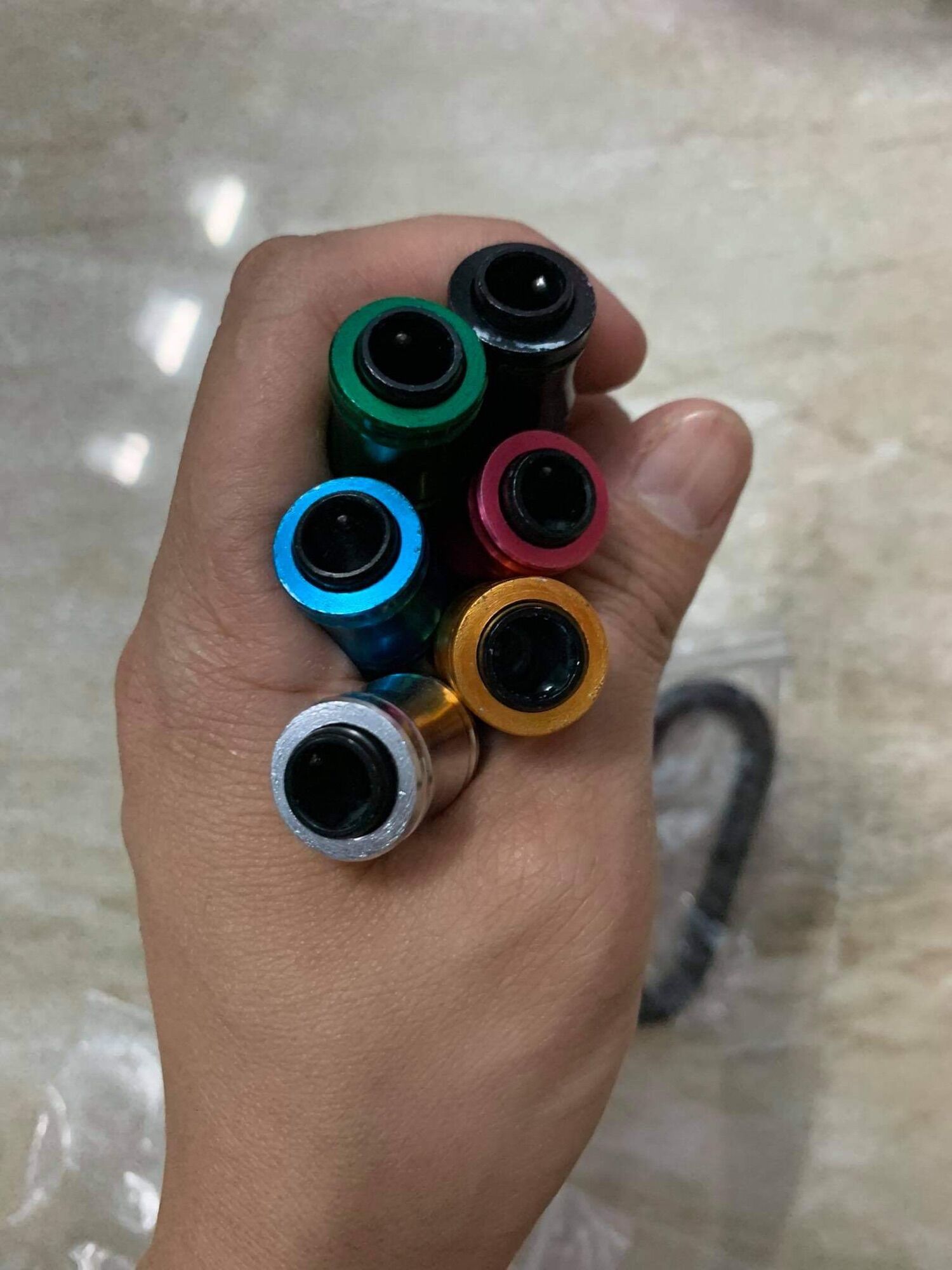Móc Treo Vít Khoan T6