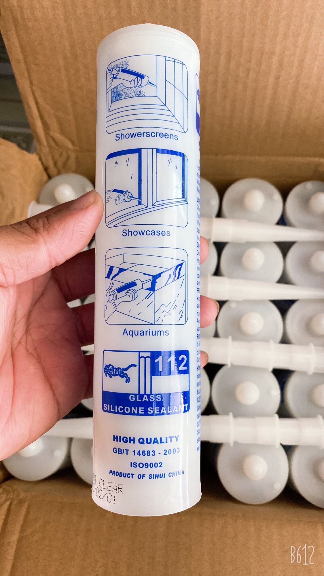 Chai keo silicone 112 (Màu keo trong)
