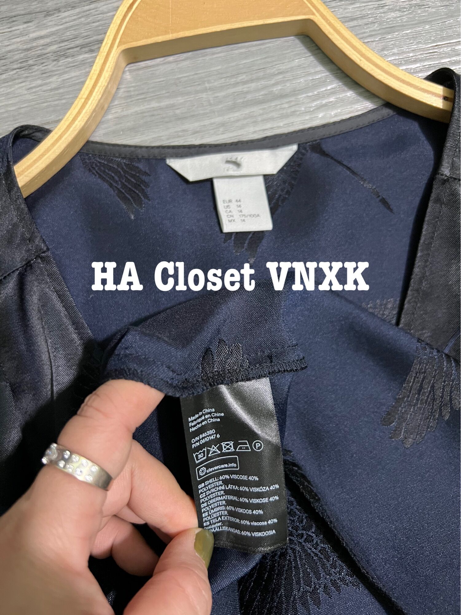 Đầm Lụa Đắp Chéo Ngực H&M Xuất Dư Xịn