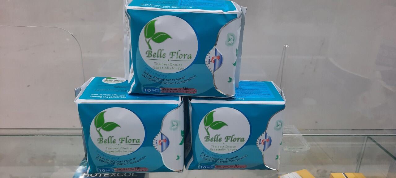 Băng Vệ Sinh Thảo Dược Ban Đêm Cotton Belle Flora Gói 10 miếng, miếng 28Cm
