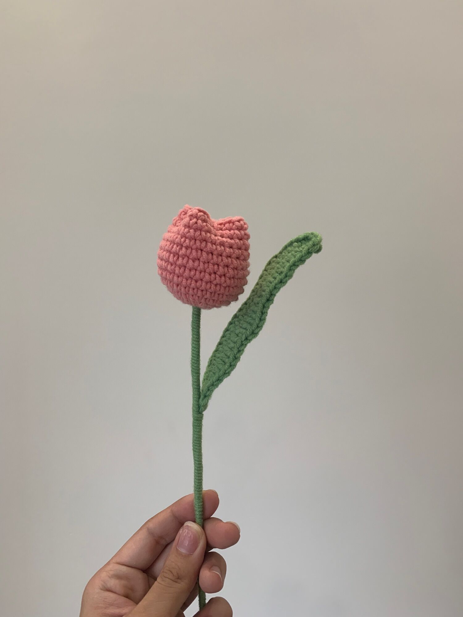 (Lẻ 1 bông) Hoa tulip bằng len handmade