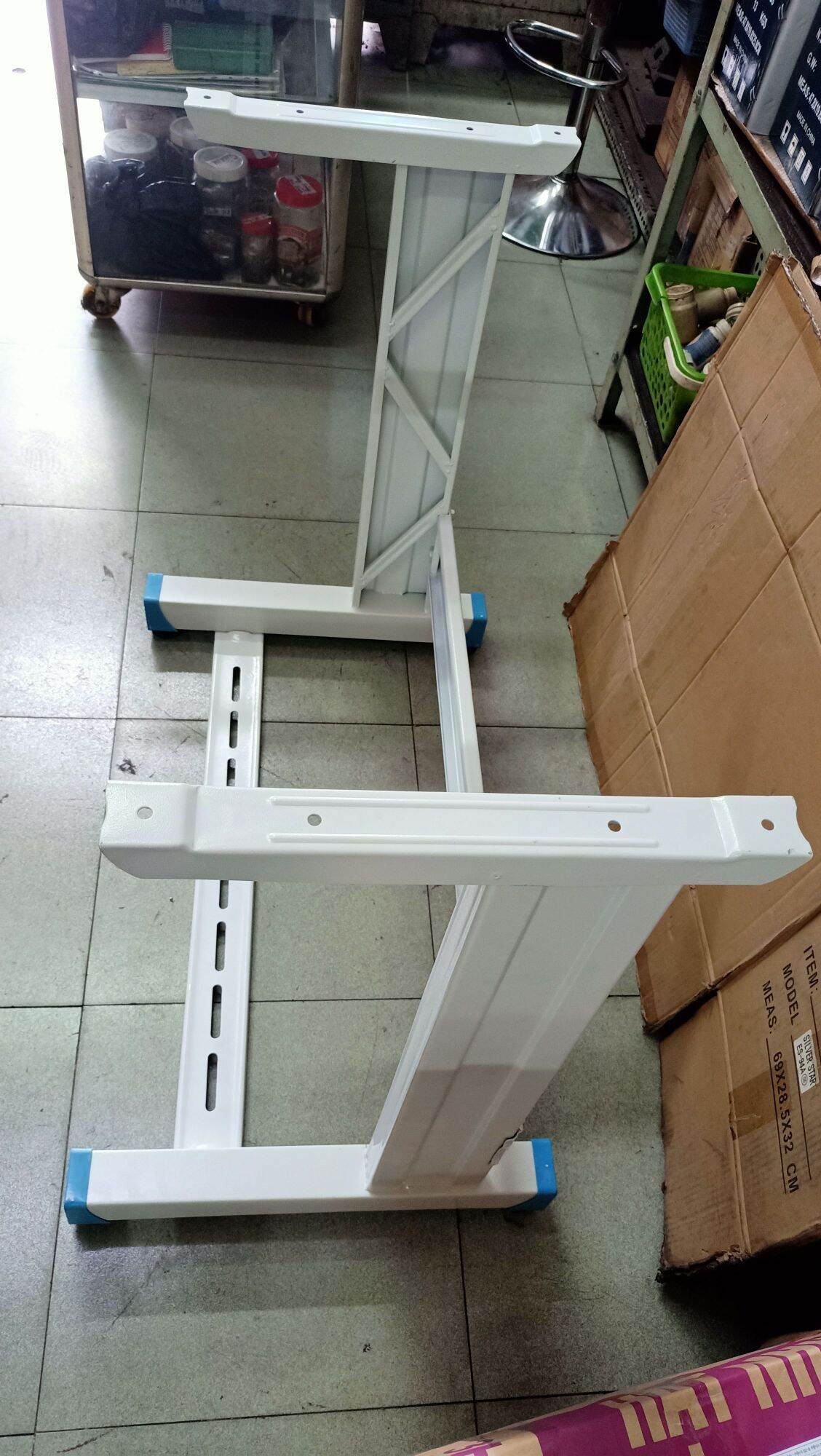 chân y sắt sơn tĩnh điện