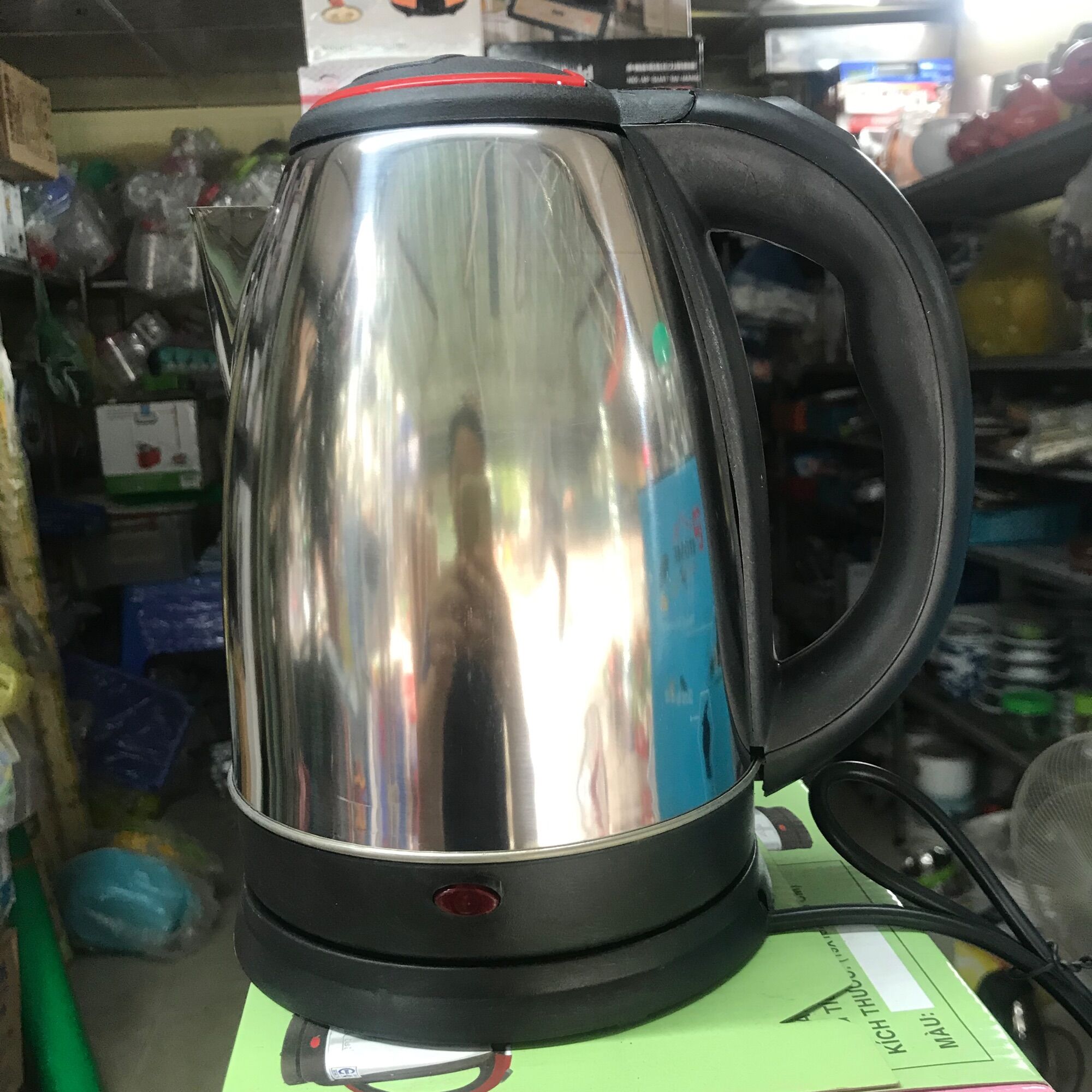 Ấm siêu tốc inox 1,8L Electric Kettle SM-05