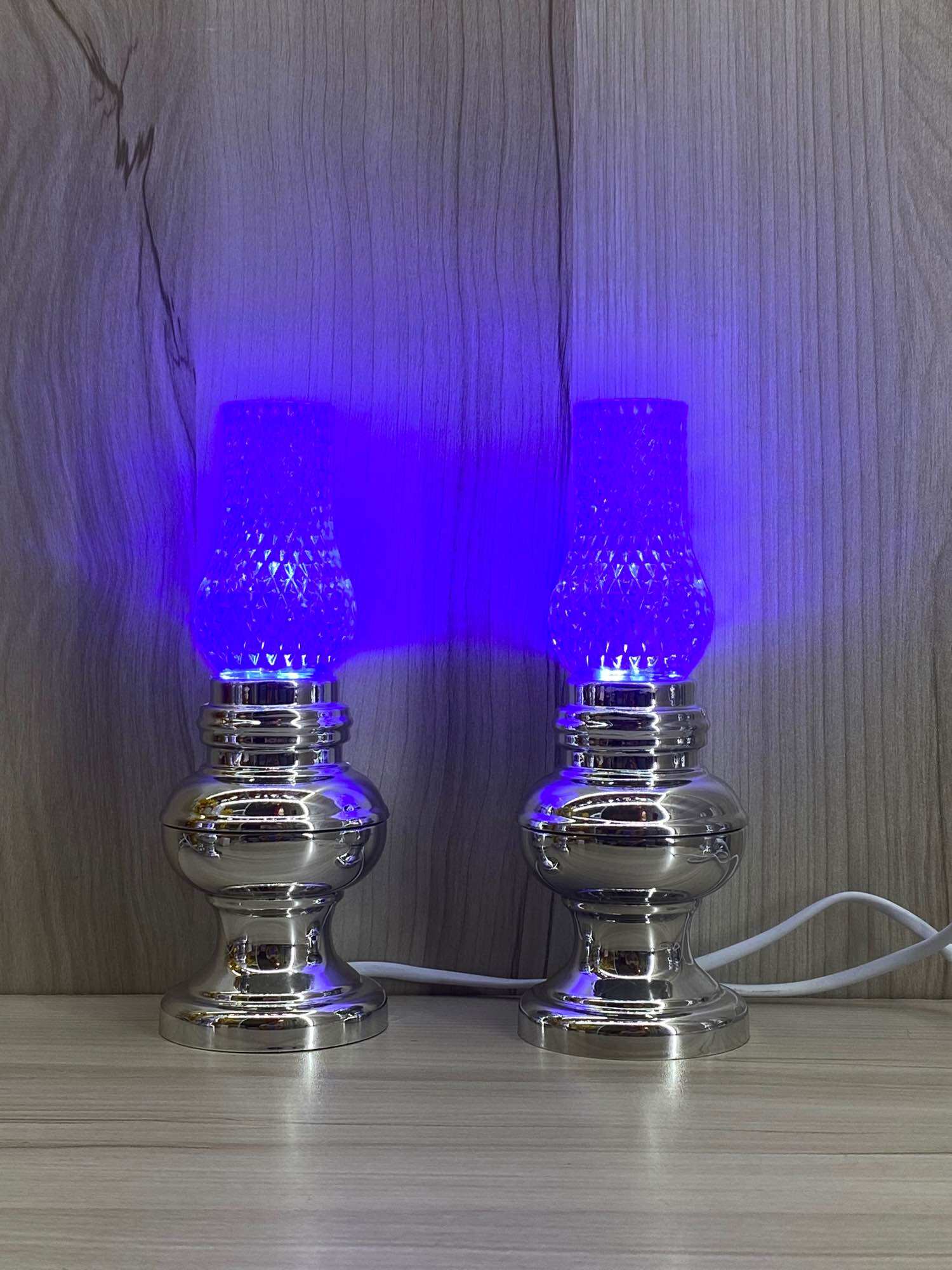 Đèn bàn thờ LED kiểu dáng đèn dầu - Đèn bàn thờ Công Giáo và Phật Giáo