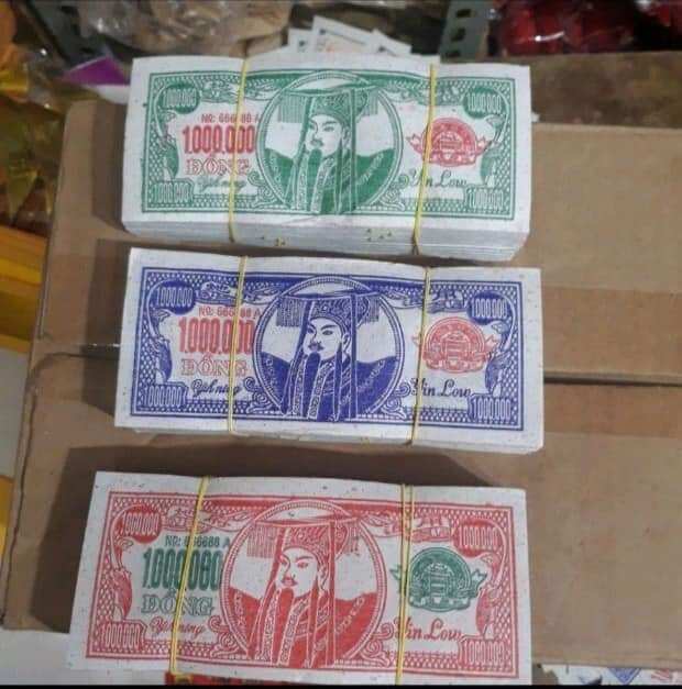 Cục tiền đô 3 màu