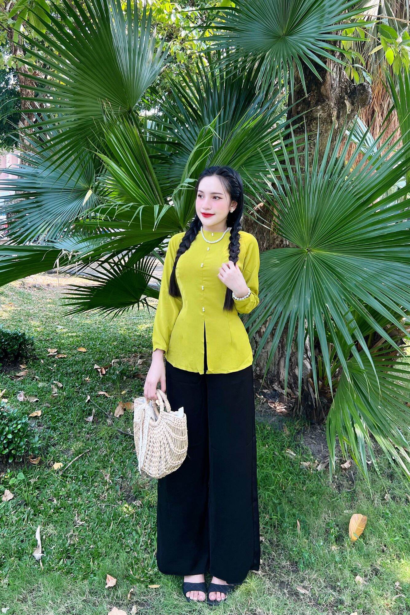Bộ bà ba cổ tròn nút ngọc đôi tay dài suông