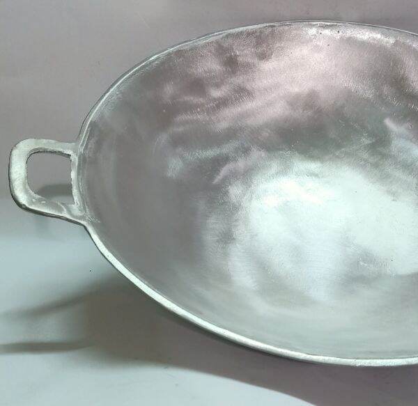 Cast Iron Pan with a Diameter of 47.5 cm
