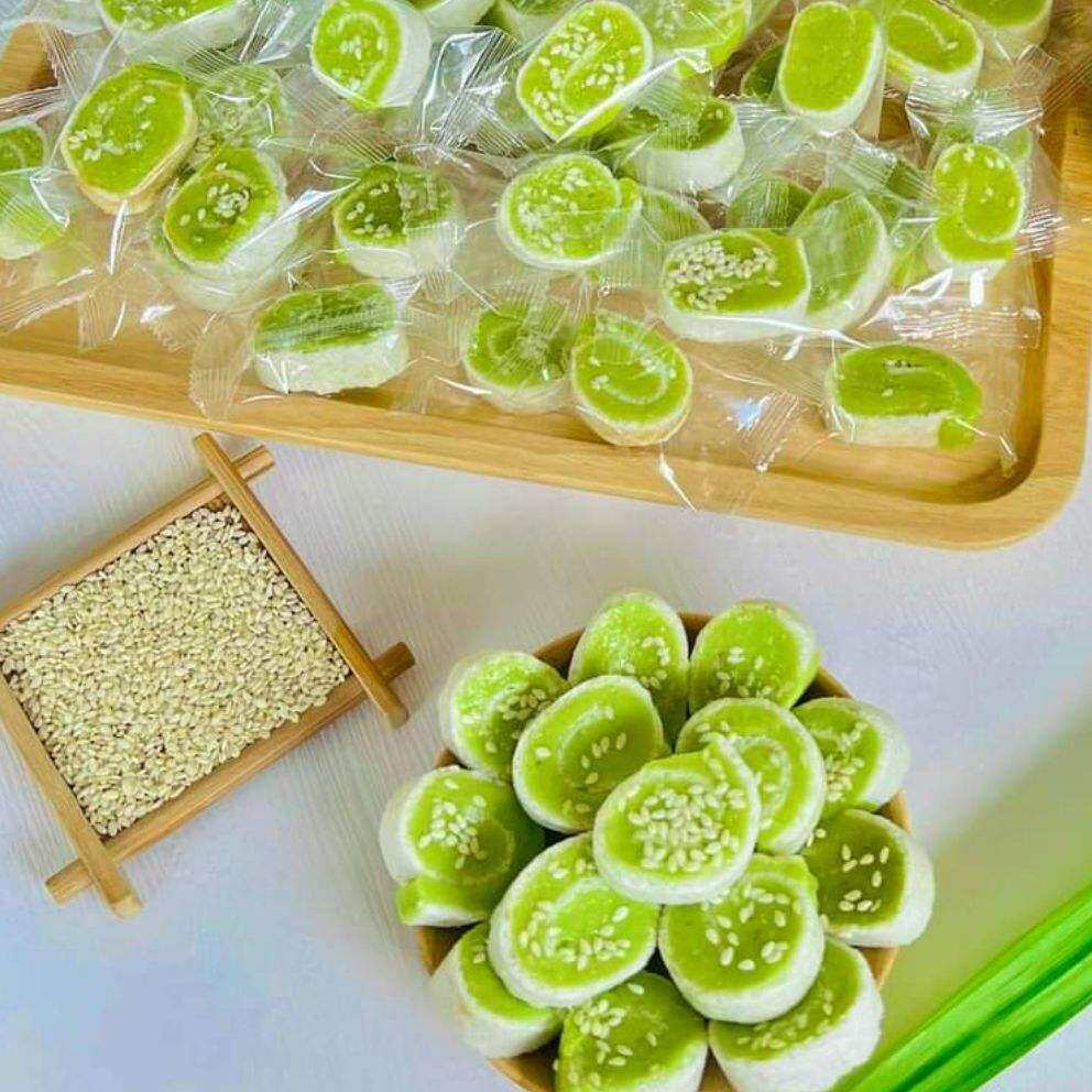 Kẹo dừa non lá dứa Hồng Vân 500g