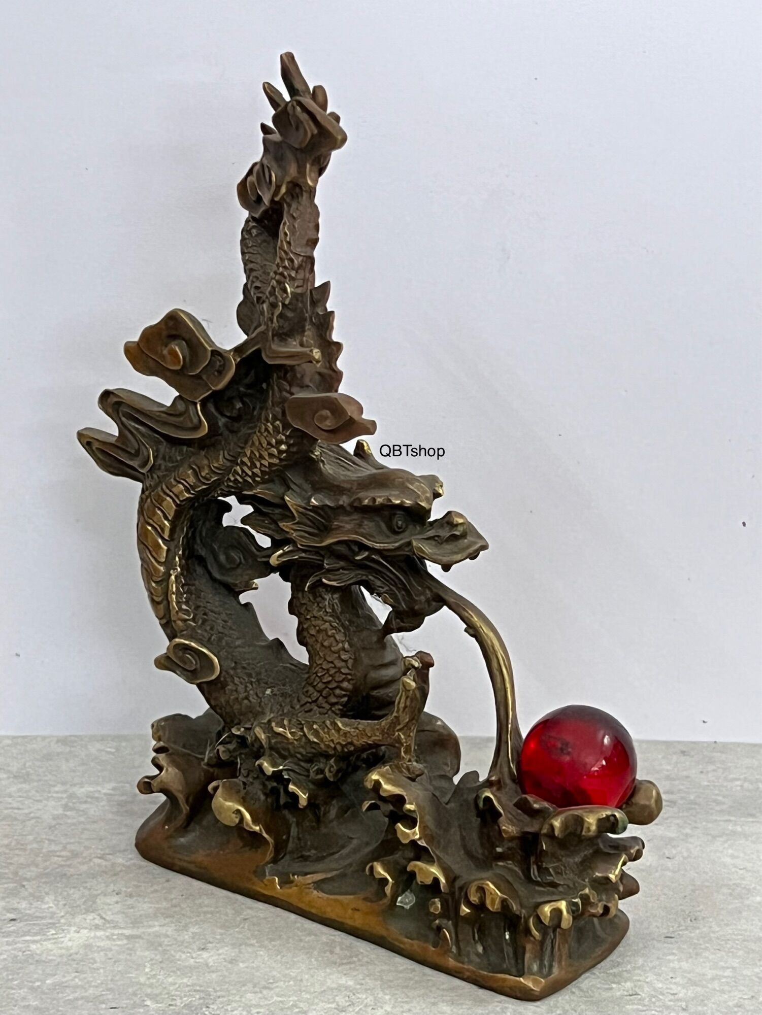 Rồng phun châu bằng đồng phong thuỷ