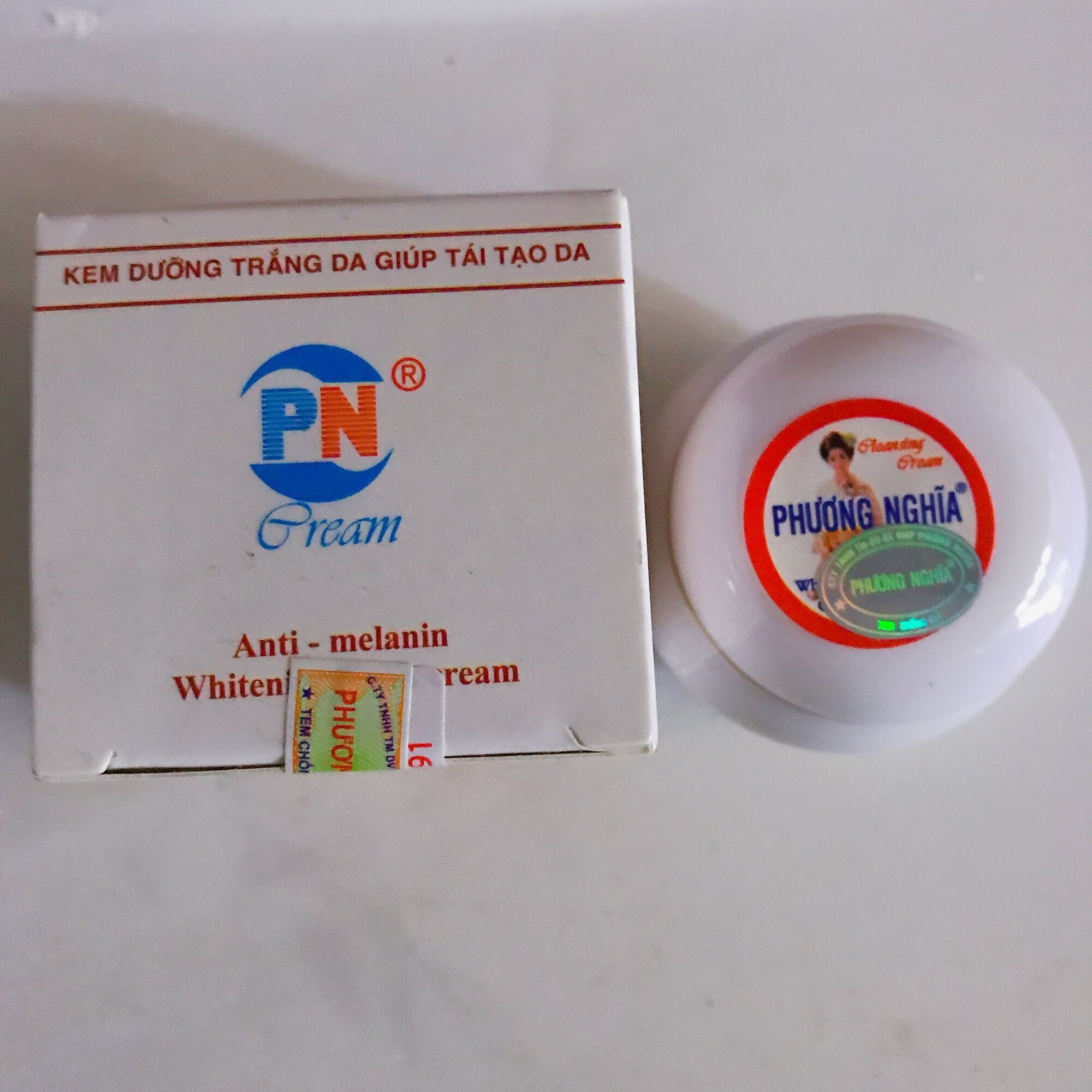 Kem phương nghĩa dưỡng trắng tái tạo da 10g