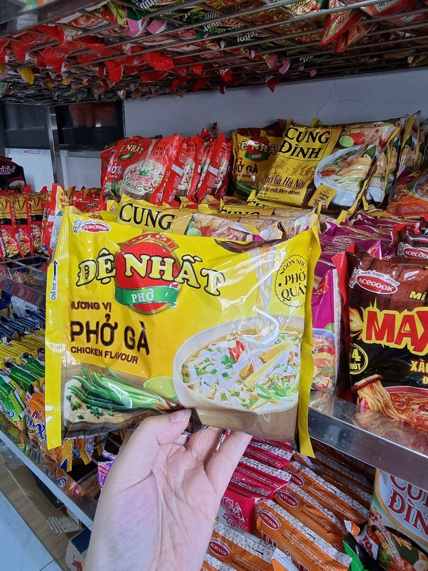 Thùng 30 gói phở gà Đệ Nhất Acecook