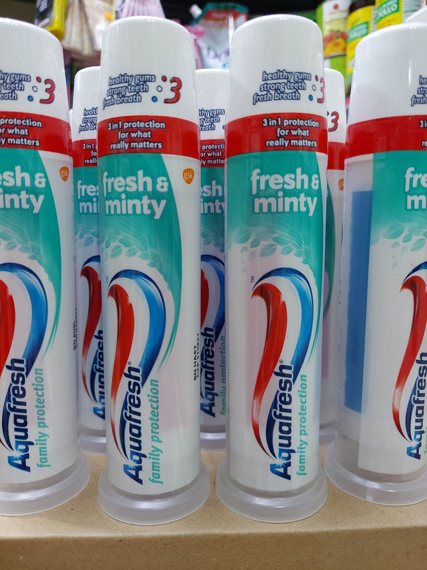 [Hcm]Kem Đánh Răng Aquafresh Family Protection