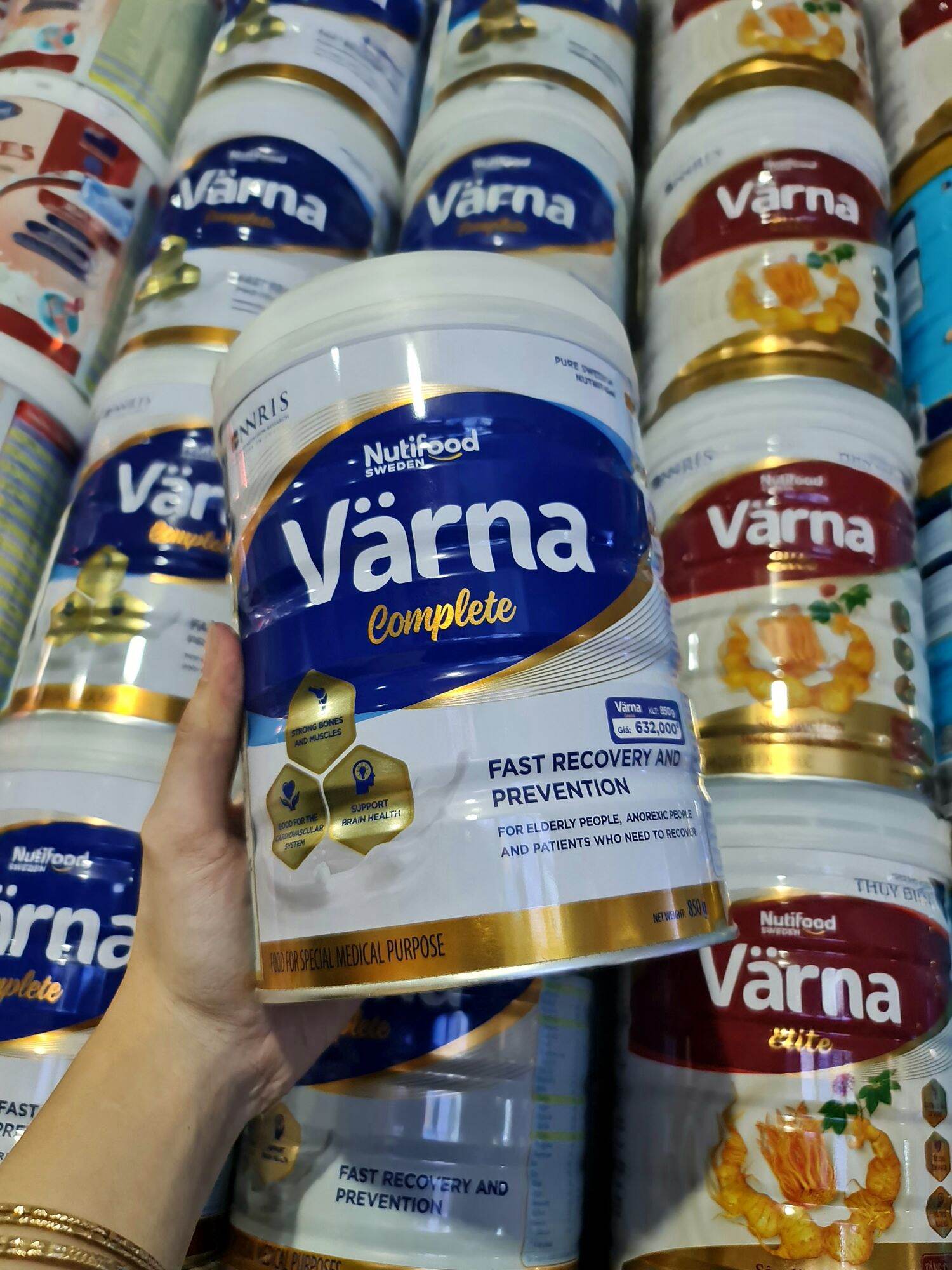 Sữa bột Varna complete Nutifood dành riêng cho người lớn tuổi phòng ngừa