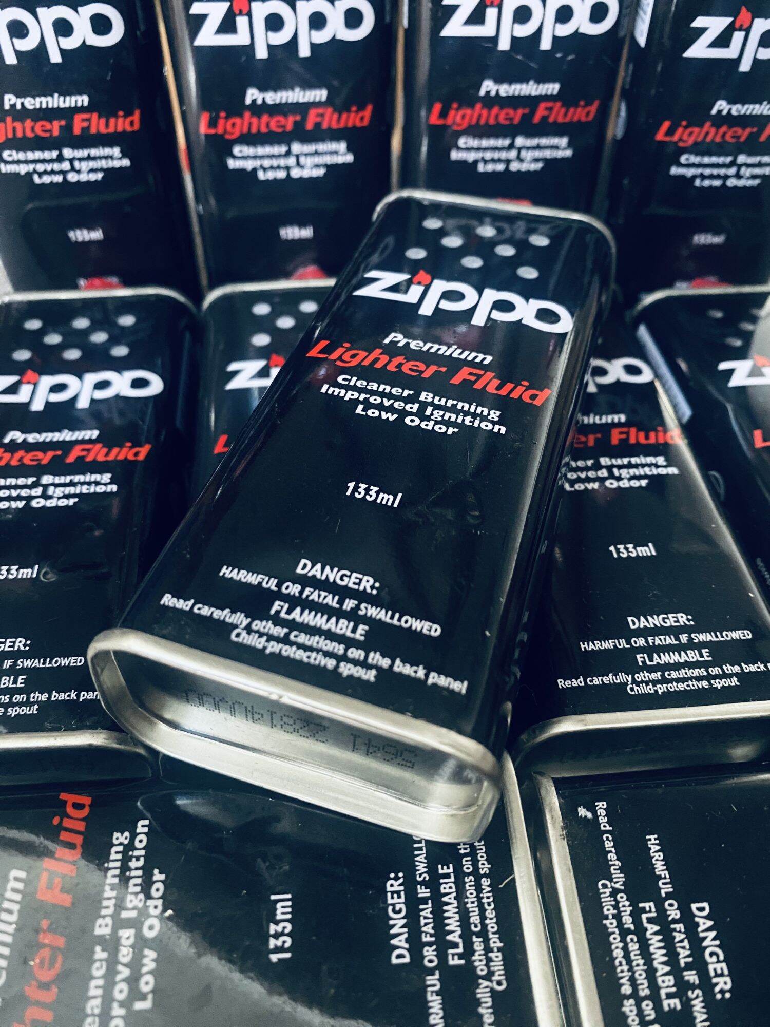 Xăng thơm bật lửa Zippo chai lớn 133ml - tặng đá bấc