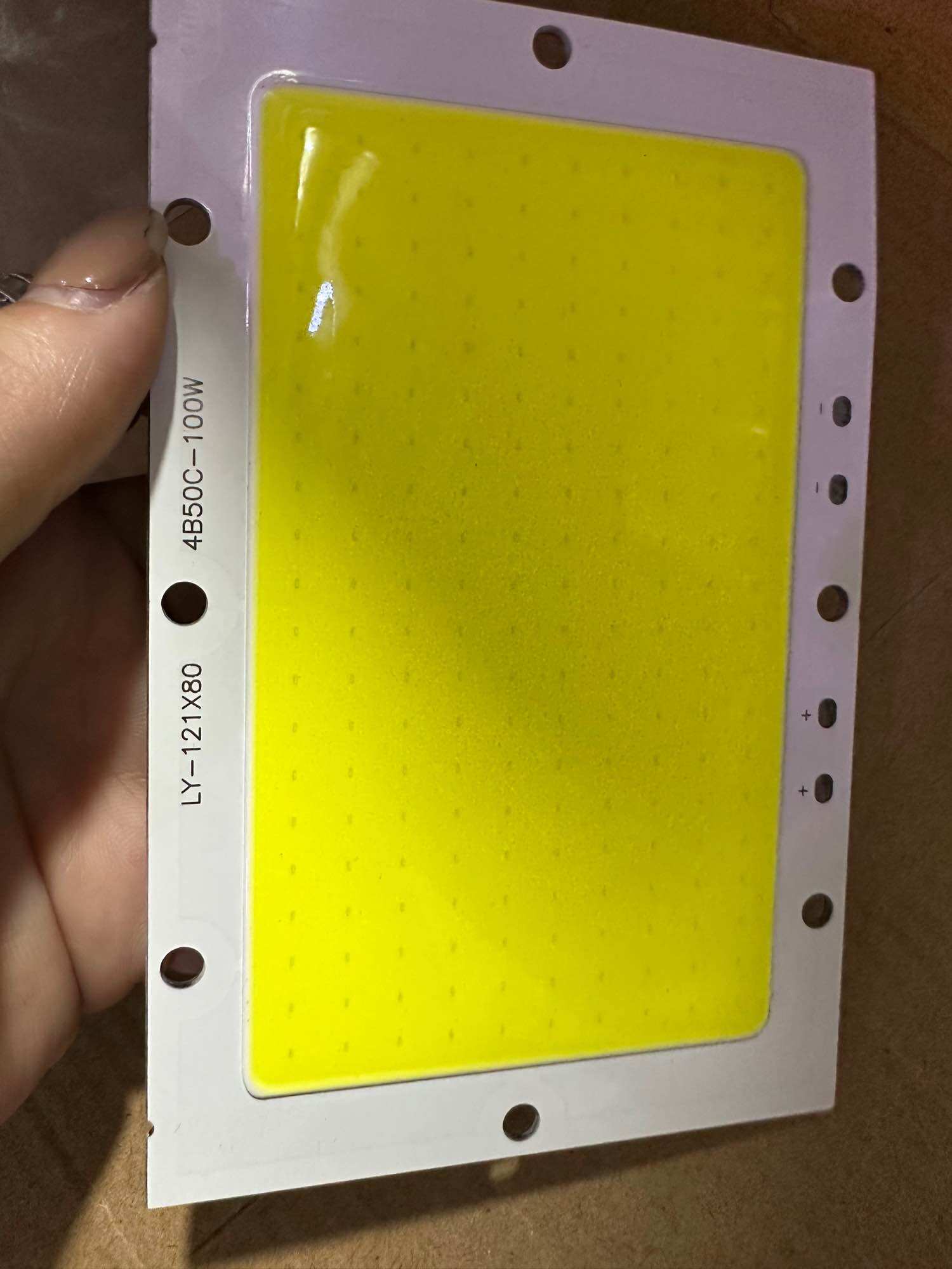 Chip led 100W 90-110V dùng qua chấn lưu