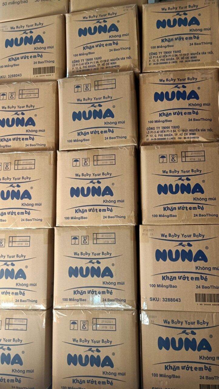 1 thùng khăn giấy ướt Nuna loại 80, 100 tờ . Date mới. Hàng chính hãng.