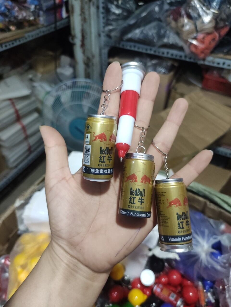 Móc khóa bút bi mực xanh