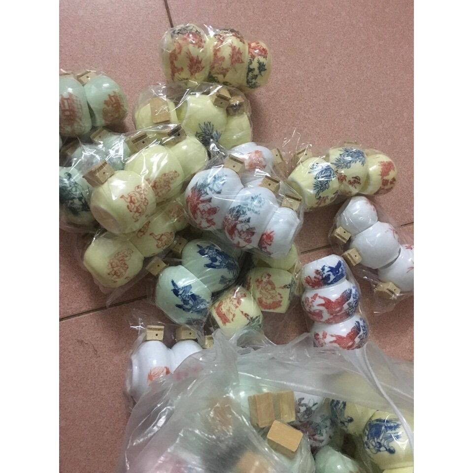 Cóng chim khuyên mào cóng sứ