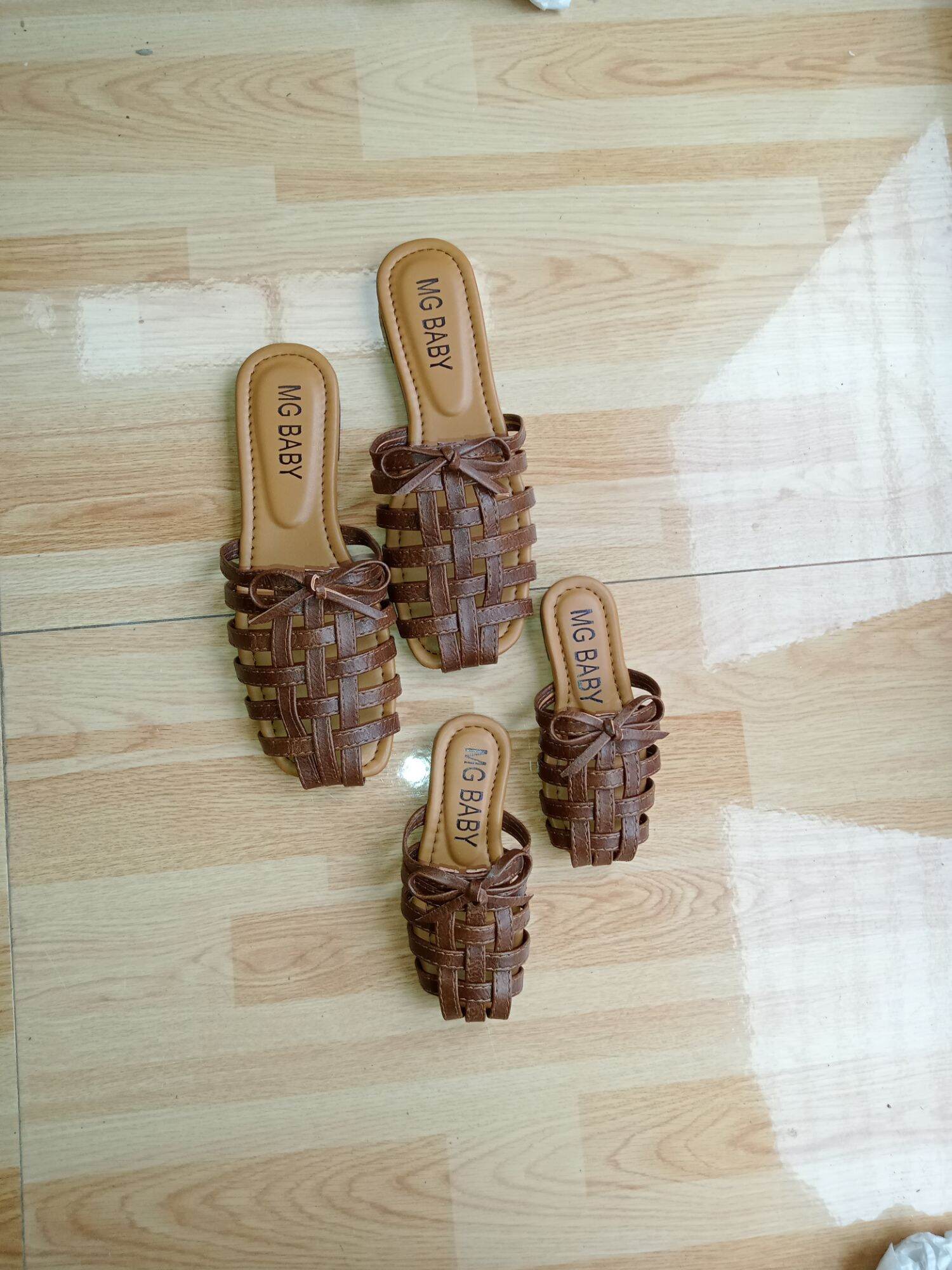 Sục Rọ Đan nơ mẹ và bé mềm êm chân đủ size 21-39