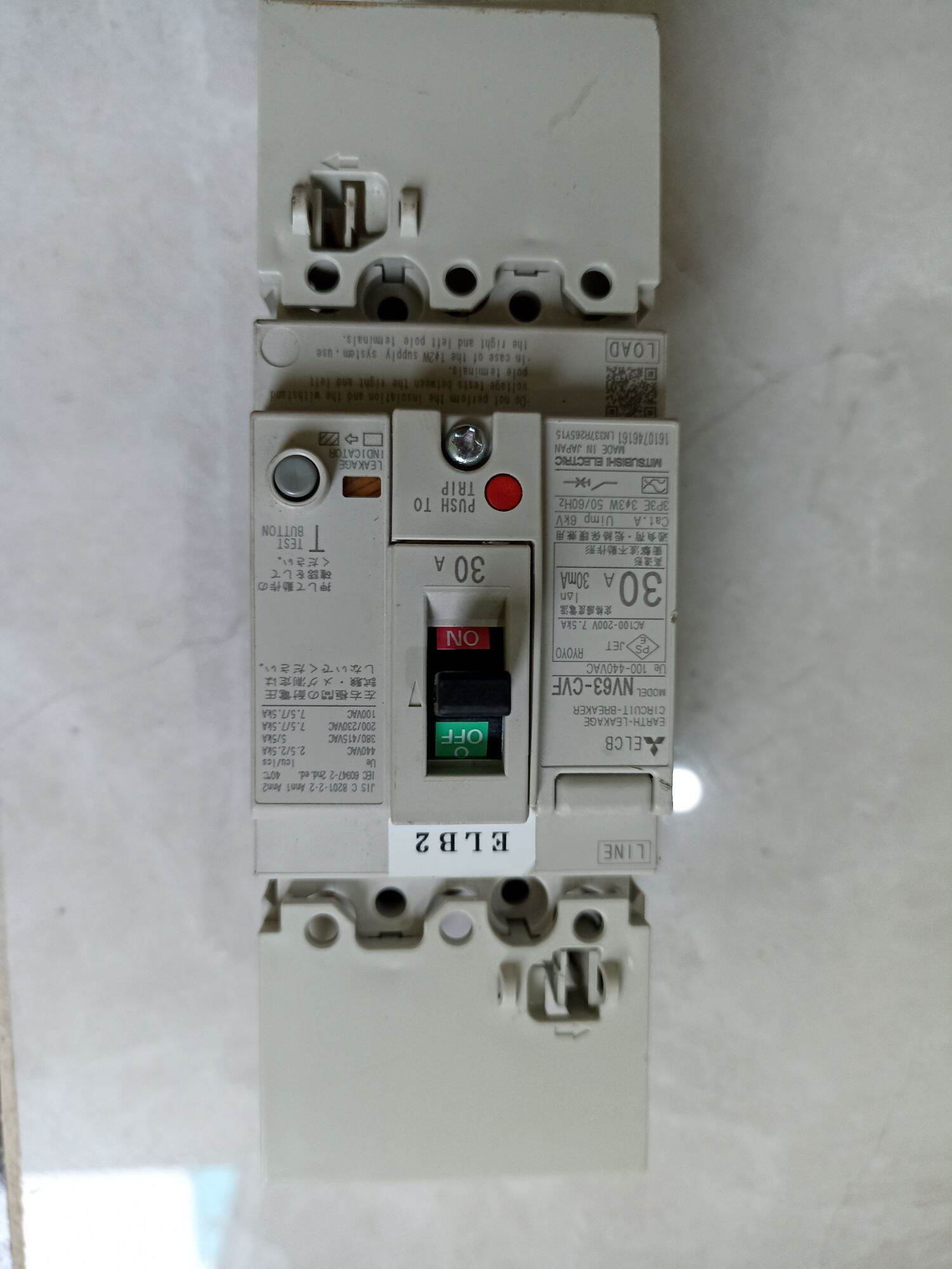 CB CHỐNG GIẬT 3 PHA MITSUBISHI 30A,40A