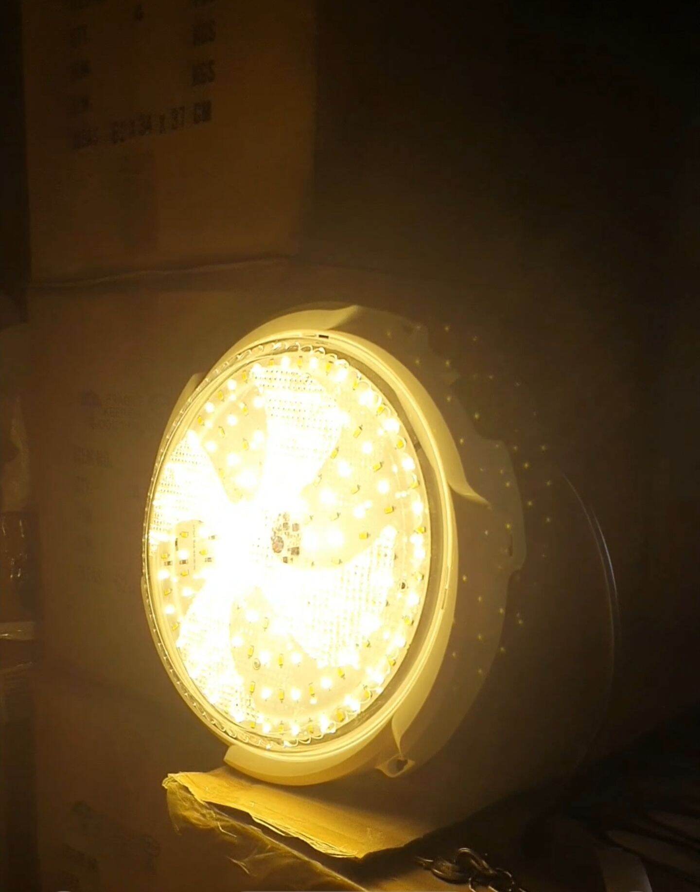 Đèn ốp trần 200w