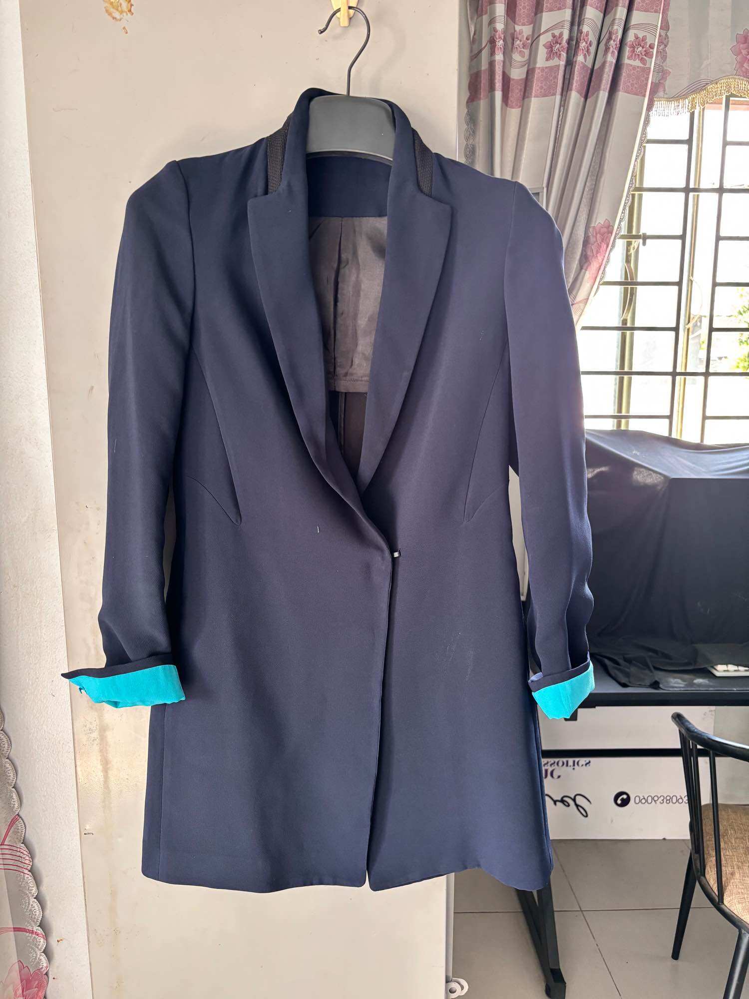 Set vest và chân váy elise sz m, new 95%